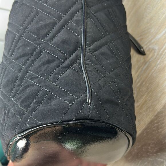 0327 Vera Bradley black bucket shoulder bag - Picture 7 of 12